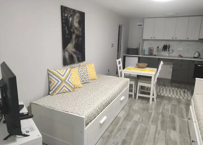 студио за в центъра на град бургас. Апартамент *